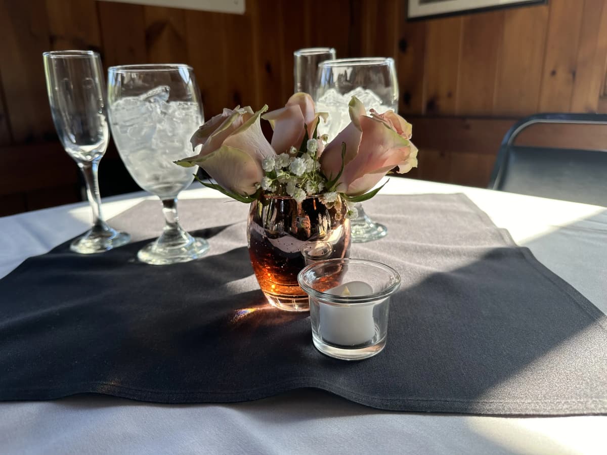 Beautiful rose floral centerpiece arrangement